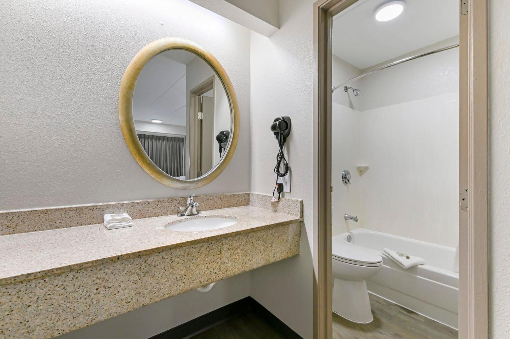 Red Roof Inn Washington Dc - Лорел Экстерьер фото